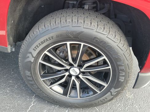 Used 2016 Chevrolet Colorado Z71 AWD/4WD image 8