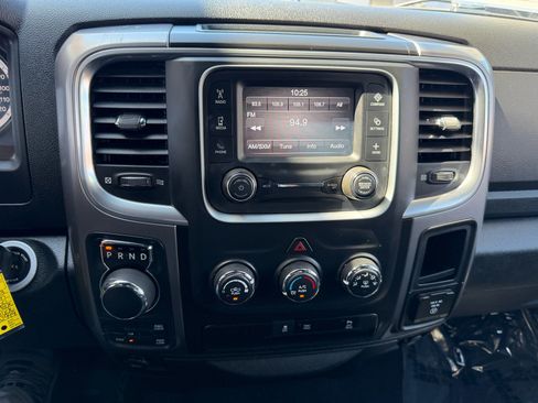 Used 2023 RAM 1500 Warlock AWD/4WD image 23