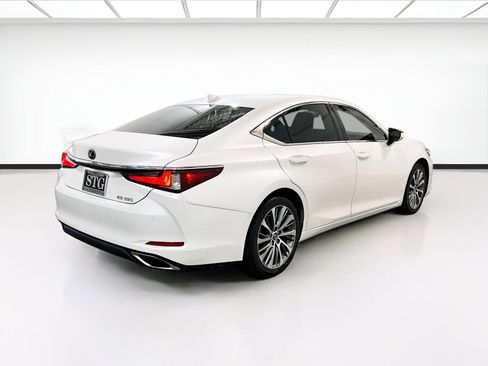 Used 2019 Lexus ES 350 Luxury image 4