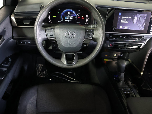 Used 2025 Toyota Camry LE FWD image 3