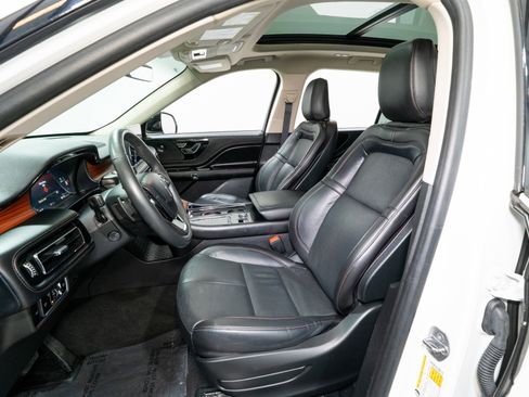 Used 2024 Lincoln Aviator Reserve w/ Jet Package image 15