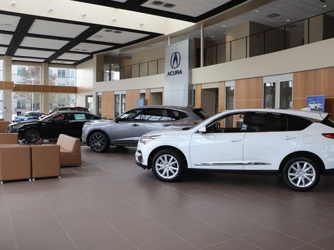 Certified 2024 Acura MDX FWD w/ Technology Package image 36