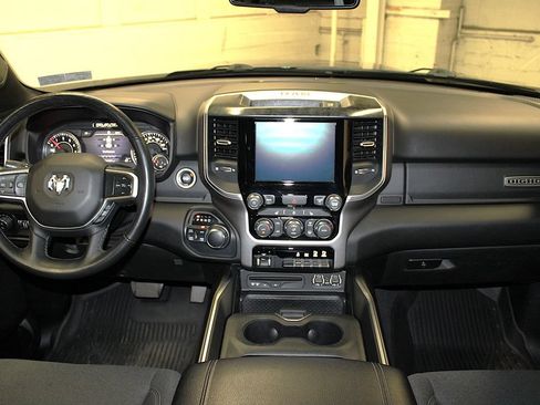 Certified 2019 RAM 1500 Big Horn AWD/4WD image 9