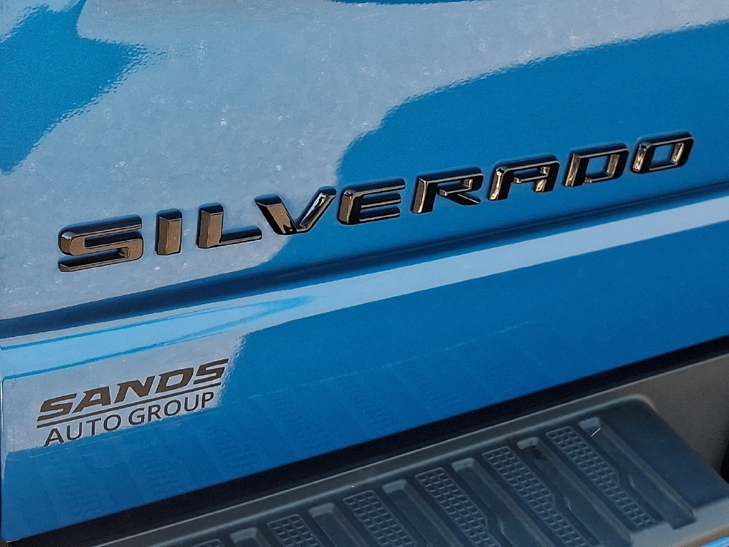 Used 2024 Chevrolet Silverado 1500 RST AWD/4WD image 33