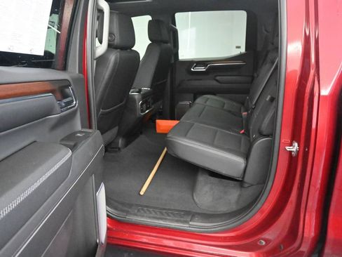 Used 2024 GMC Sierra 1500 Denali w/ Denali Reserve Package image 18