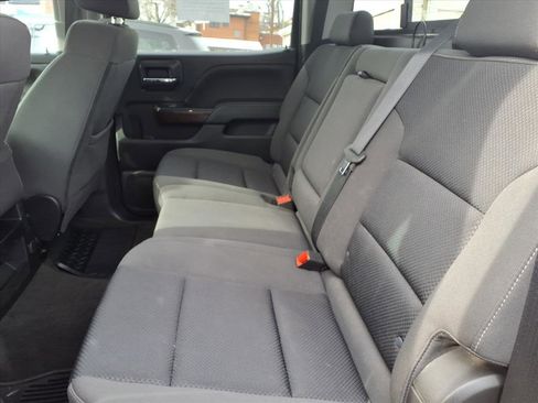 Used 2018 GMC Sierra 1500 SLE image 13