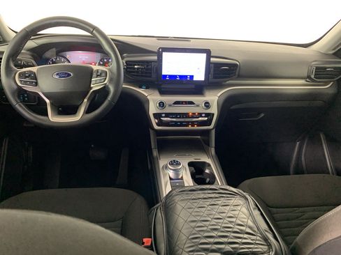 Used 2020 Ford Explorer XLT RWD image 33
