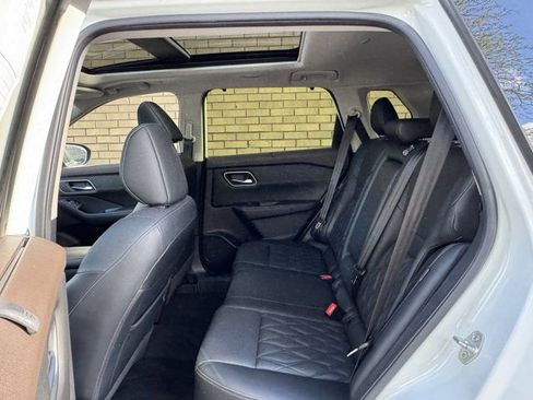 Used 2023 Nissan Rogue Platinum AWD/4WD image 38