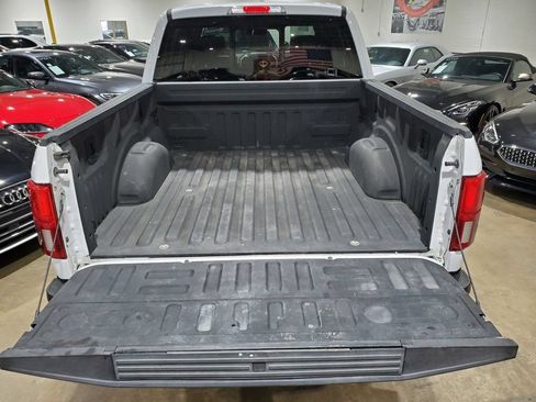 Used 2018 Ford F150 Lariat w/ Equipment Group 502A Luxury AWD/4WD image 42