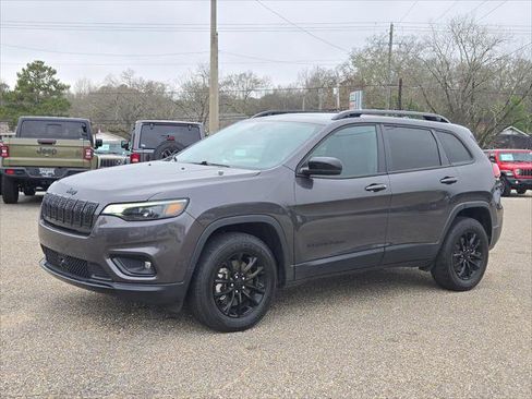 Certified 2023 Jeep Cherokee Altitude Lux w/ Lux Elite Package AWD/4WD image 1
