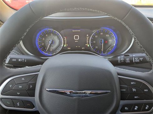 New 2026 Chrysler Pacifica Select image 29
