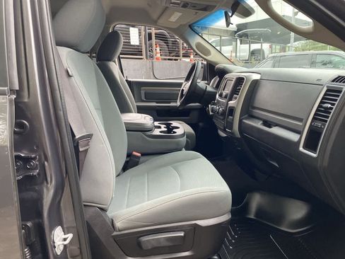 Used 2017 RAM 1500 Express AWD/4WD image 18