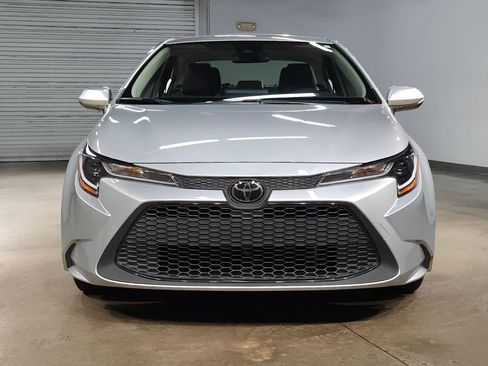 Used 2022 Toyota Corolla LE w/ Body Protection Package (TMS) FWD image 2