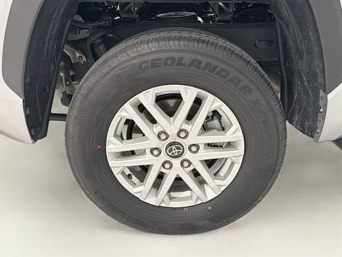 Used 2023 Toyota Tundra SR5 w/ SR5 Premium Package AWD/4WD image 25