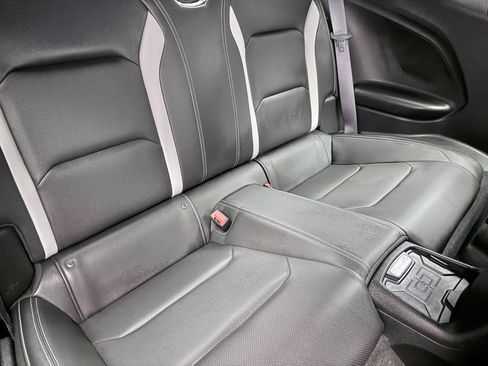 Used 2016 Chevrolet Camaro SS RWD image 14