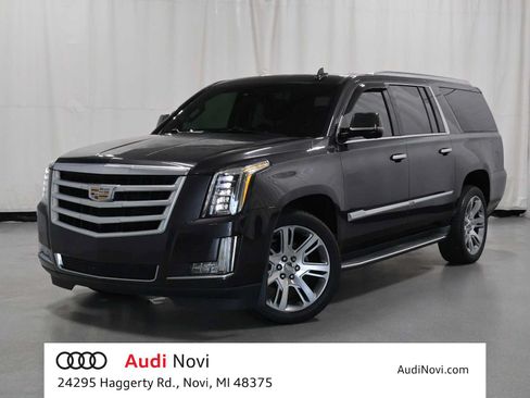 Used 2016 Cadillac Escalade ESV Luxury AWD/4WD image 1