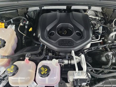 Used 2022 Jeep Grand Cherokee Limited 4xe image 30