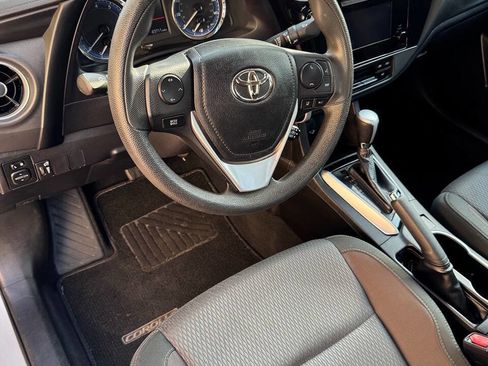 Used 2019 Toyota Corolla LE w/ Carpet Mat Package (TMS) image 15