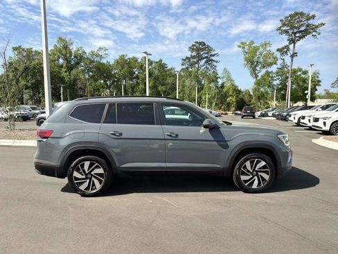 New 2026 Volkswagen Atlas SE FWD image 4