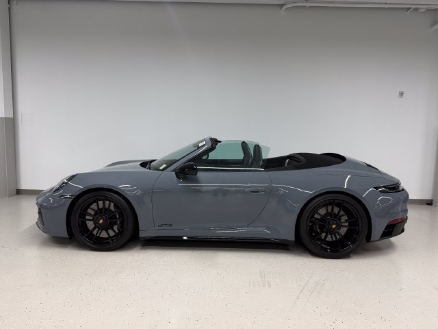 Certified 2024 Porsche 911 Carrera GTS RWD image 2