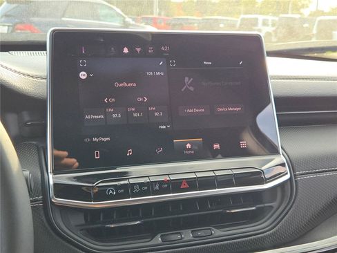 Certified 2024 Jeep Compass Latitude w/ Altitude Special Edition image 27