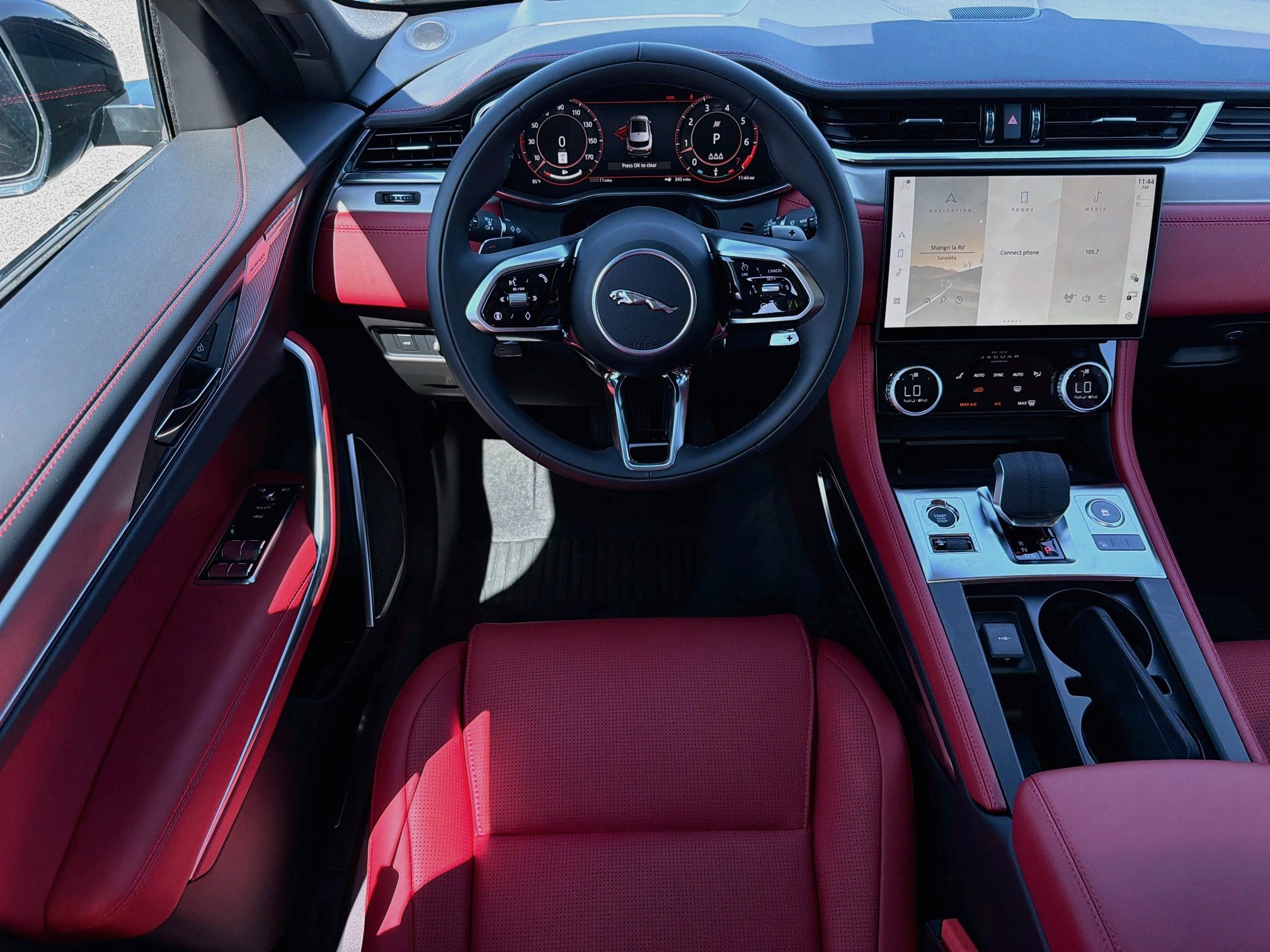 New 2026 Jaguar F-PACE R-Dynamic S AWD/4WD image 18