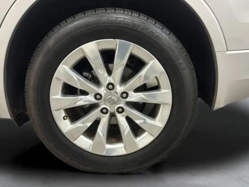 Used 2018 Buick Envision Essence AWD/4WD image 29