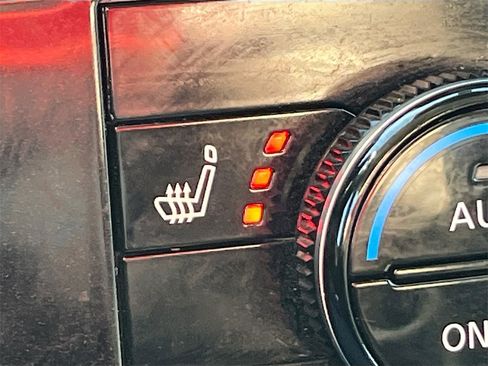 Used 2023 Nissan Pathfinder SL image 20