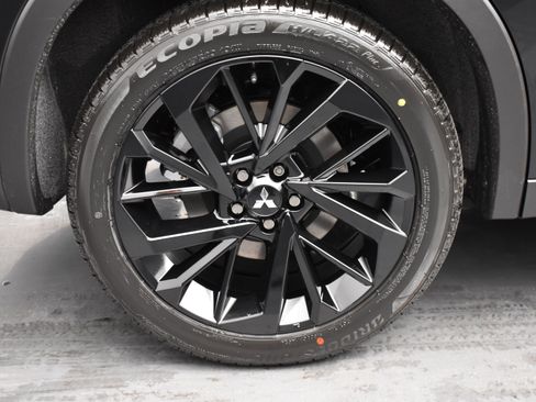 New 2025 Mitsubishi Outlander SEL Black Edition image 18