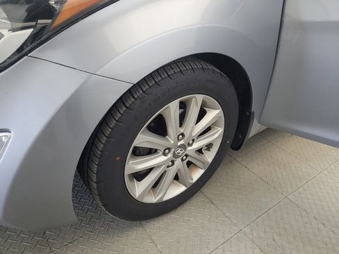 Used 2016 Hyundai Elantra SE w/ Option Group 02 FWD image 31
