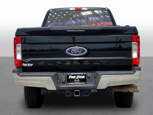 Used 2019 Ford F250 XLT AWD/4WD image 6
