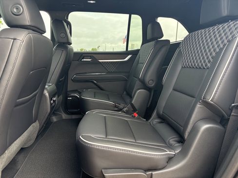 New 2026 GMC Acadia Denali image 16