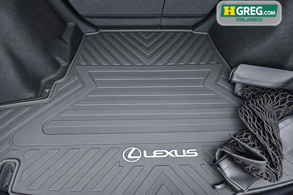 Used 2022 Lexus IS 300 w/ Accessory Package RWD image 17