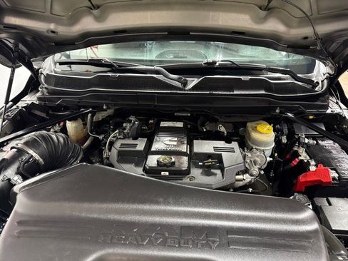 Used 2024 RAM 3500 Tradesman w/ Chrome Appearance Group image 47