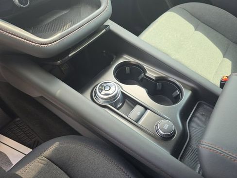 Used 2025 Ford Explorer Active image 24