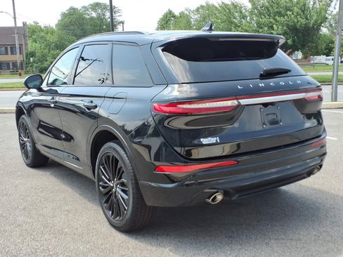Certified 2025 Lincoln Corsair Reserve w/ Equipment Group 202A AWD/4WD image 5