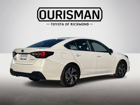 Used 2022 Subaru Legacy Premium image 21