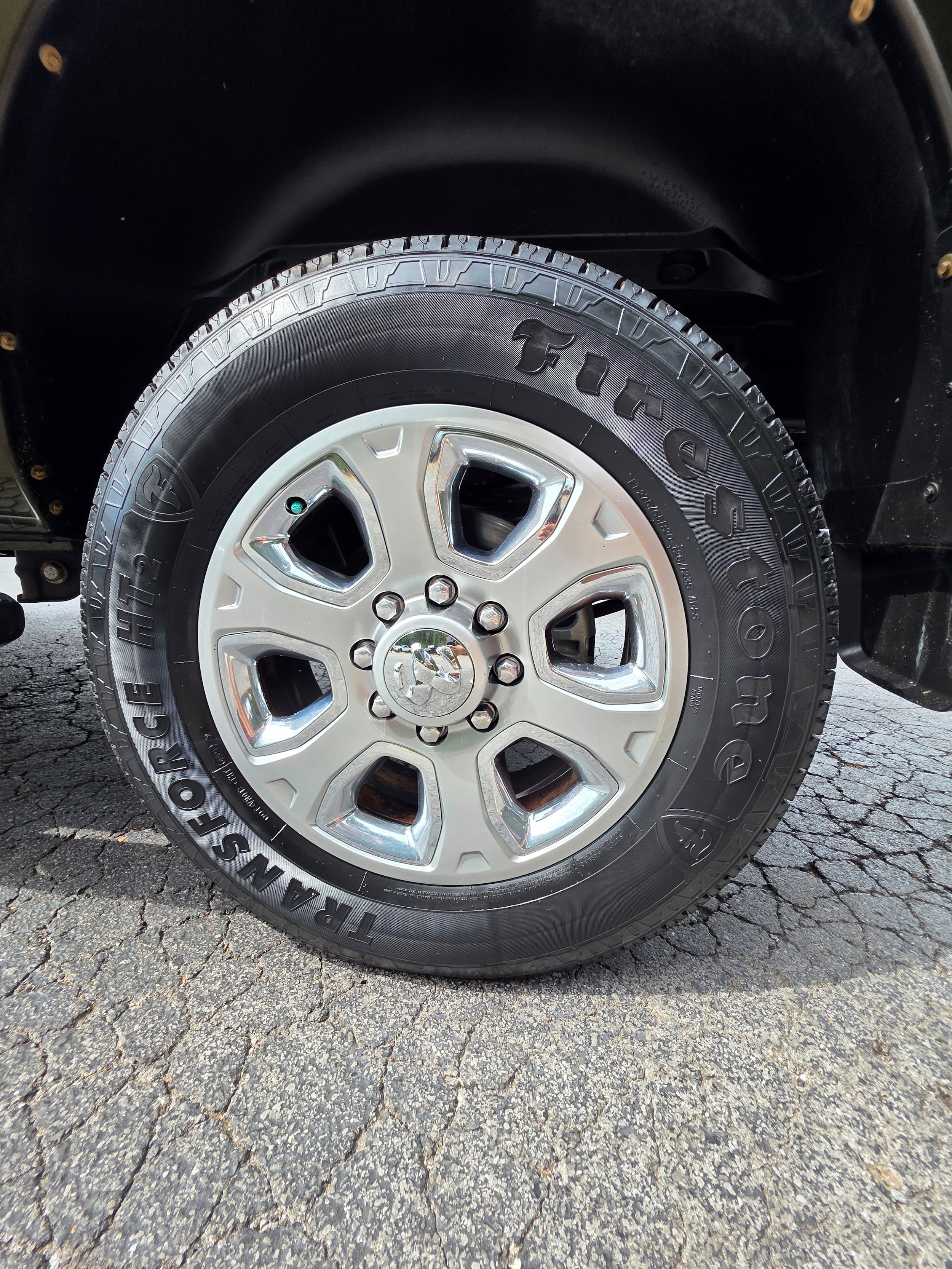 Used 2014 RAM 2500 SLT w/ Luxury Group AWD/4WD image 28