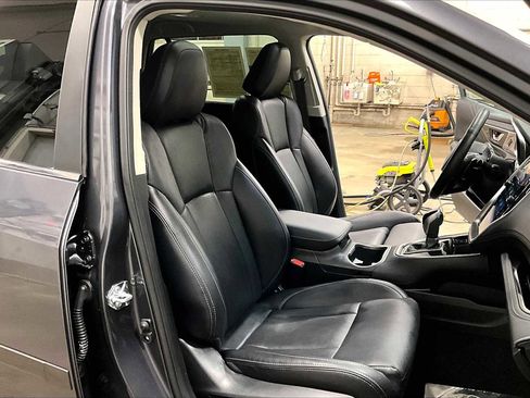 Certified 2025 Subaru Outback Limited image 9