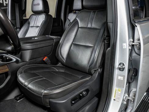 Used 2021 Chevrolet Silverado 3500 High Country w/ Snow Plow Prep/Camper Package image 30