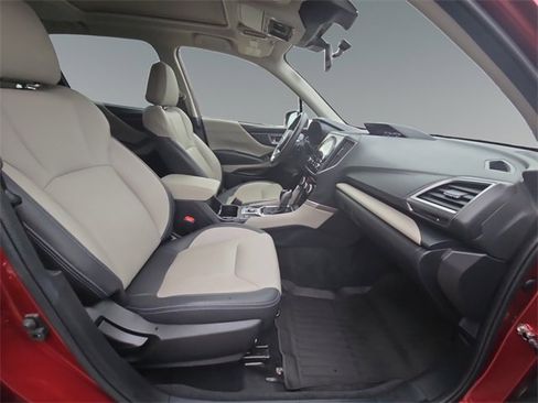 Certified 2022 Subaru Forester Limited image 19