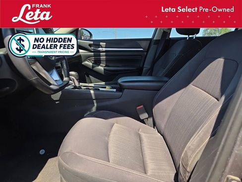 Used 2022 Nissan Altima 2.5 SV w/ SV Premium Package FWD image 13