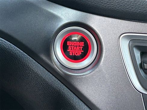 Used 2017 Honda Ridgeline RTL image 19