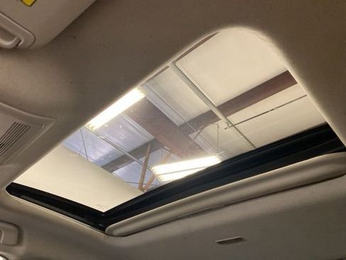 Used 2023 MAZDA CX-30 AWD 2.5 S w/ Premium Package image 18