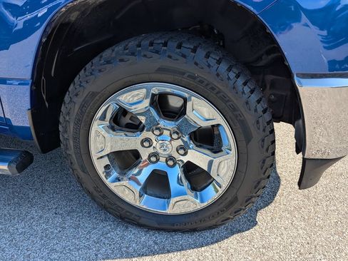 Used 2019 RAM 1500 Big Horn AWD/4WD image 16