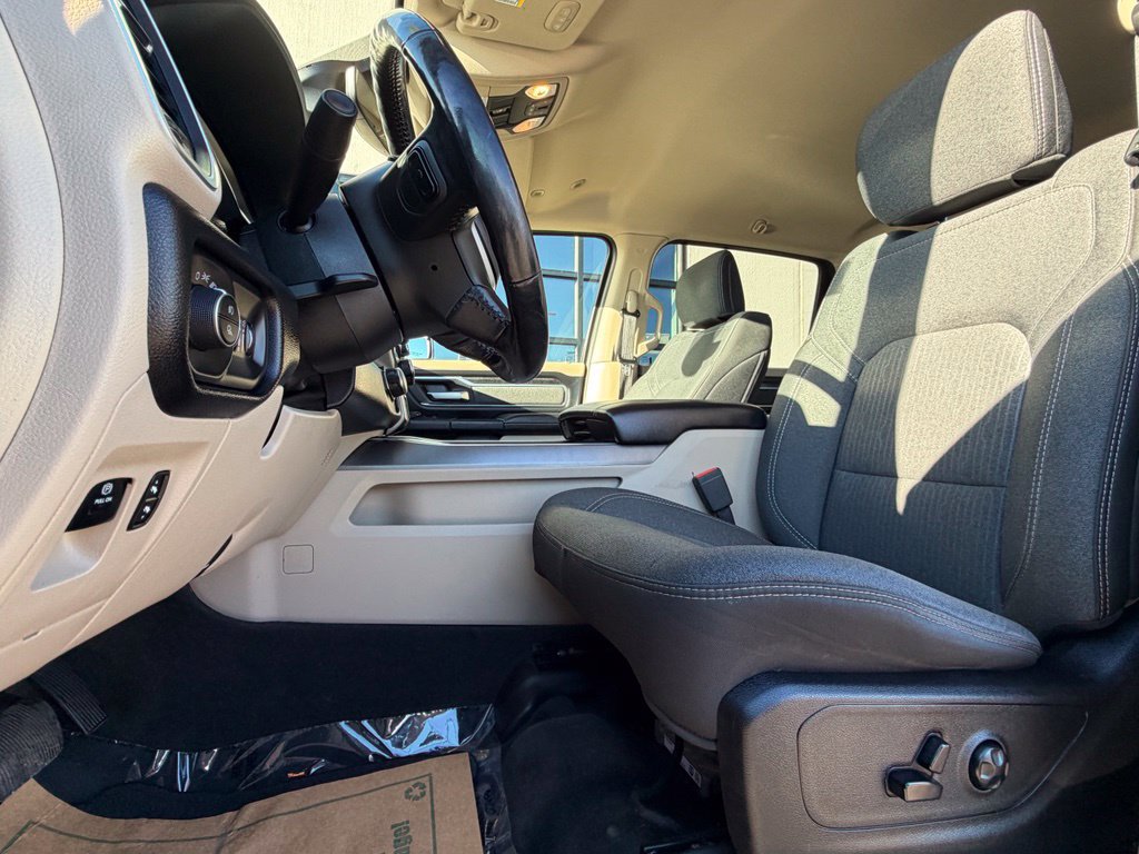 Used 2019 RAM 1500 Big Horn AWD/4WD image 10