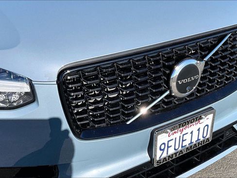 Used 2023 Volvo XC90 T8 Plus w/ Protection Package Premier image 28