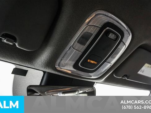 Used 2025 Hyundai Elantra SE image 55