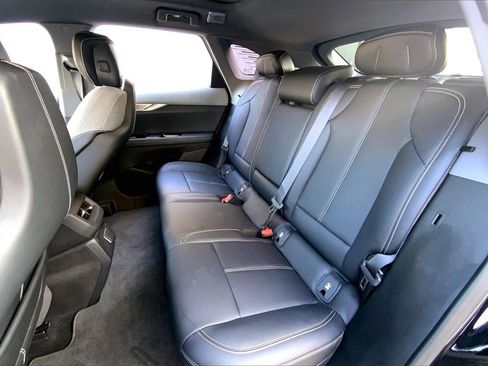 Used 2025 Cadillac Optiq Luxury 1 image 20