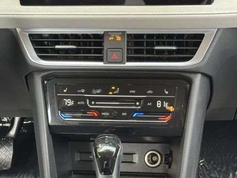 New 2026 Volkswagen Taos SE AWD/4WD image 18